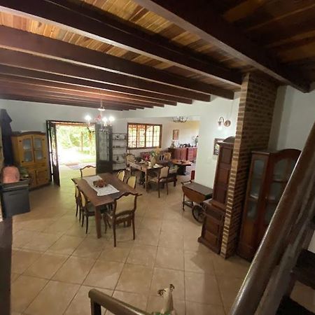 Lumiar Chale Colonial Lareira Deck Para Beira Rio Particular E Reservado Area De Lazer Pertinho Centro Do Bairro 외부 사진