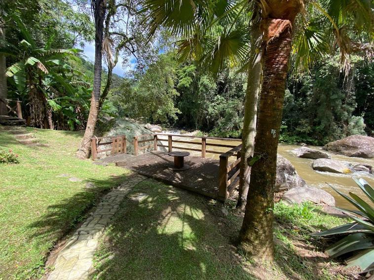 Lumiar Chale Colonial Lareira Deck Para Beira Rio Particular E Reservado Area De Lazer Pertinho Centro Do Bairro 외부 사진
